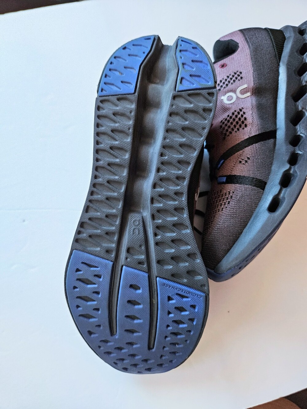 Men's On Cloudsurfer Running Shoe  Size 9M - Picture 4 of 9